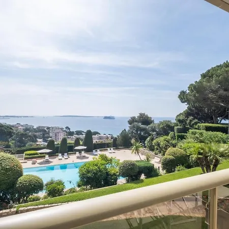 Apartment Elegant 3-room With Terrace Pool & Island Views *