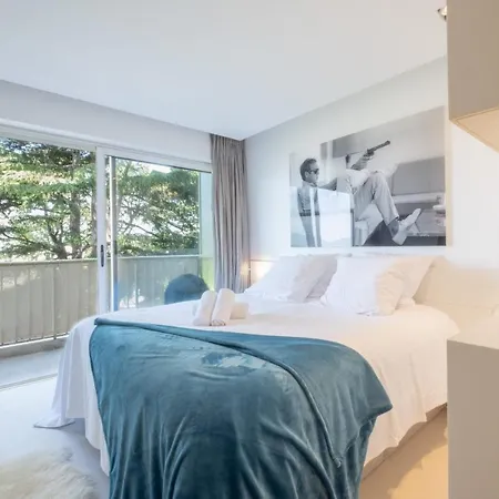 Elegant 3-room With Terrace Pool & Island Views