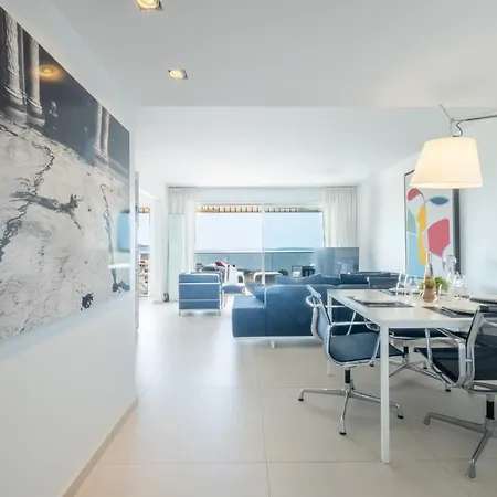 Elegant 3-room With Terrace Pool & Island Views Cannes