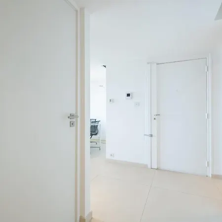 Lägenhet Elegant 3-room With Terrace Pool & Island Views *